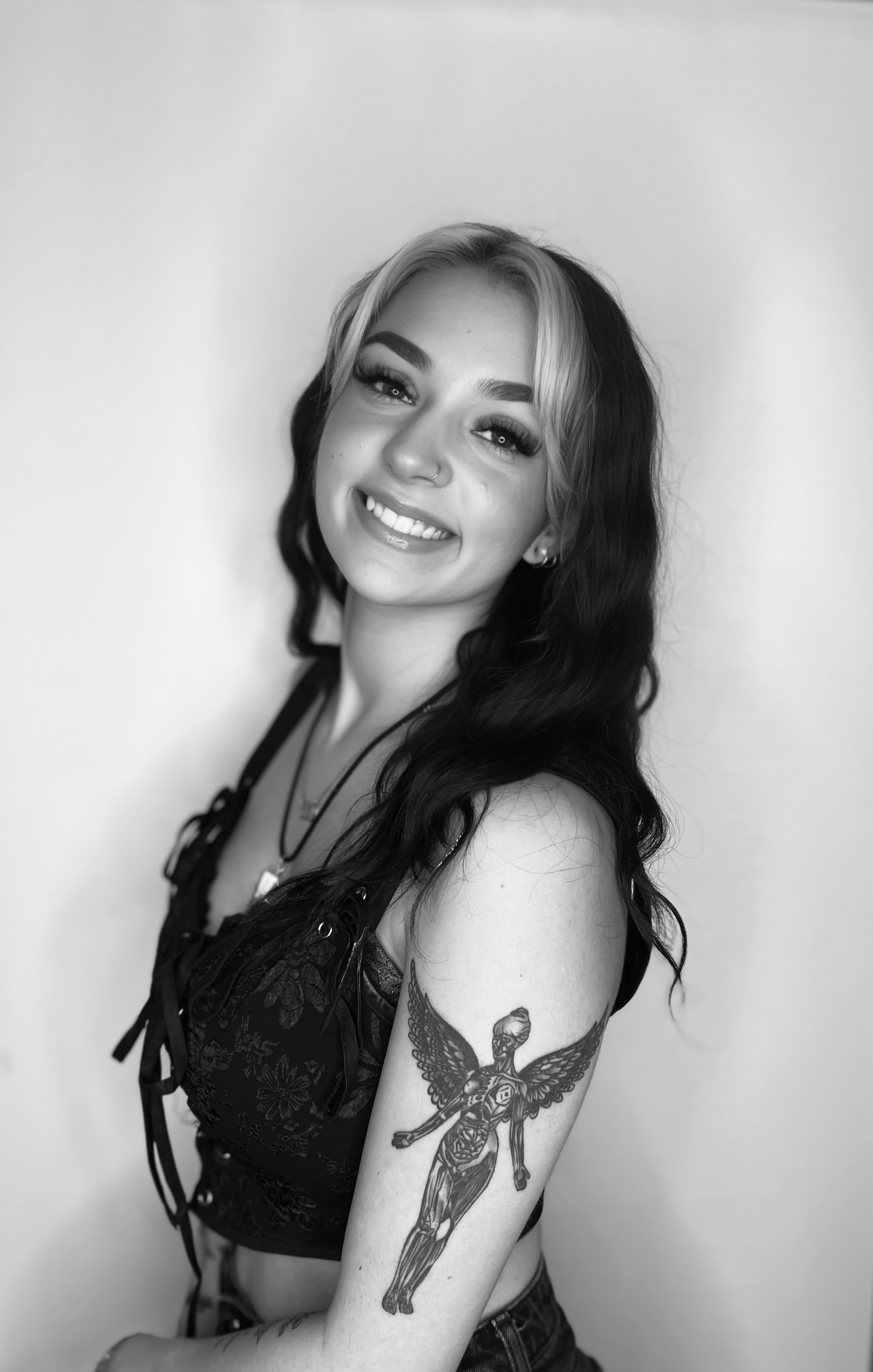 Threading Professionals in Hyde Park, NY | Vagaro, image size:2465x3873