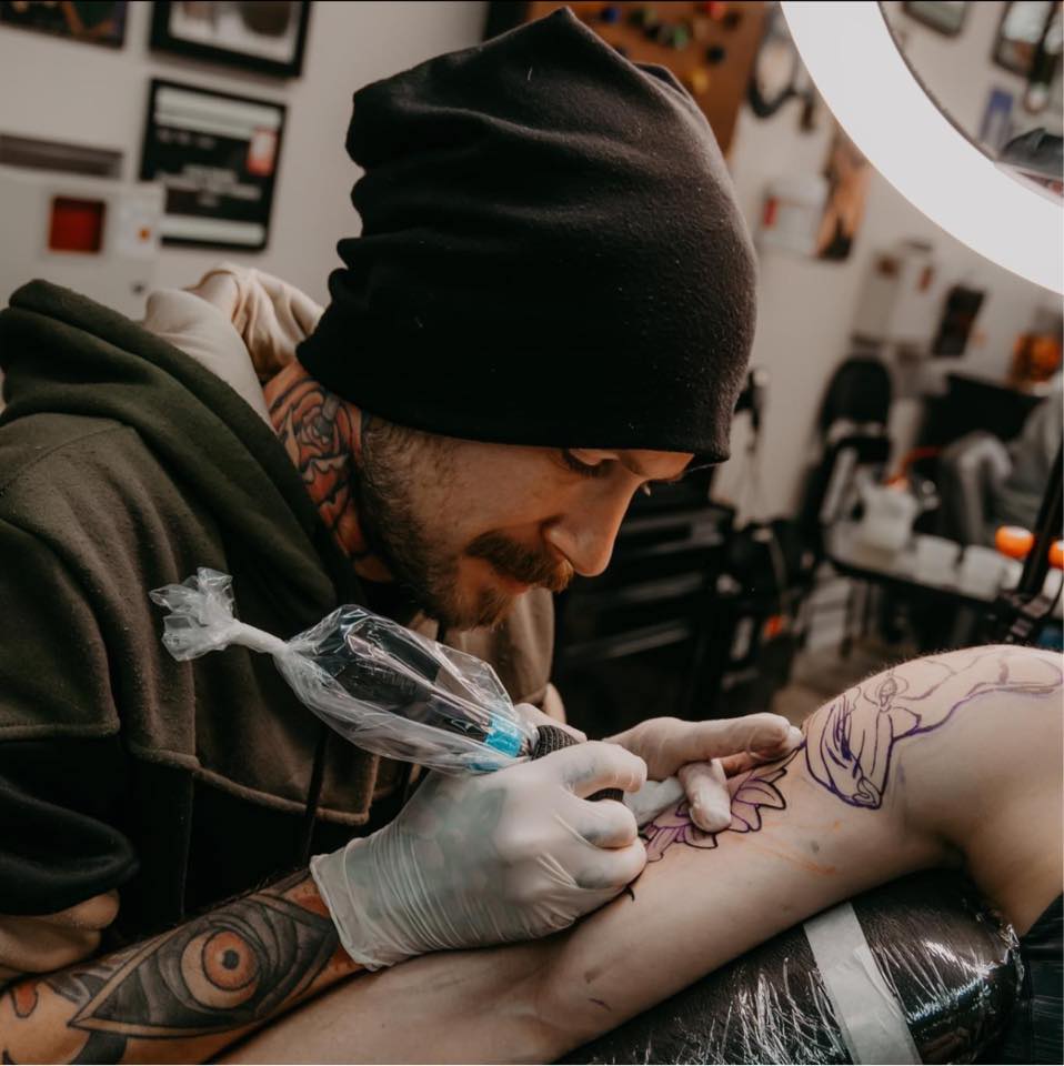 This Guy Got An $80 Tattoo, A $400 Tattoo, And An $875 Tattoo To See If It  Was Worth It