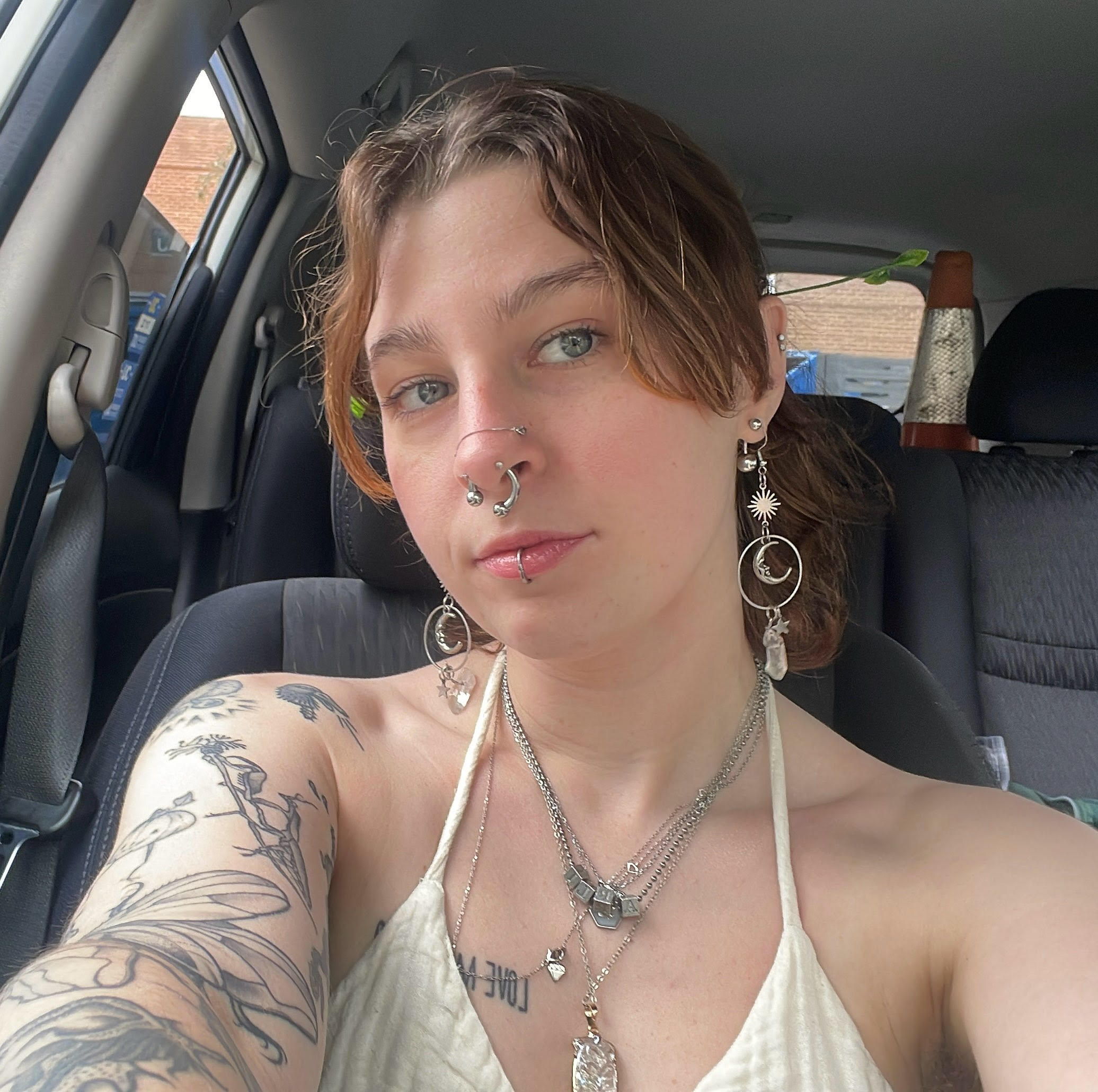 Uss new jersey sailor hi-res stock photography and images - Alamy, image size:2072x2061